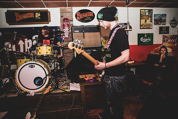 20200124_Cheap Spirits-0240