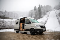 CAMPERVANS