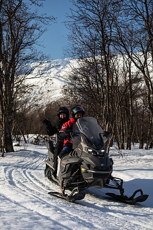 20260317_Isbreen-4192