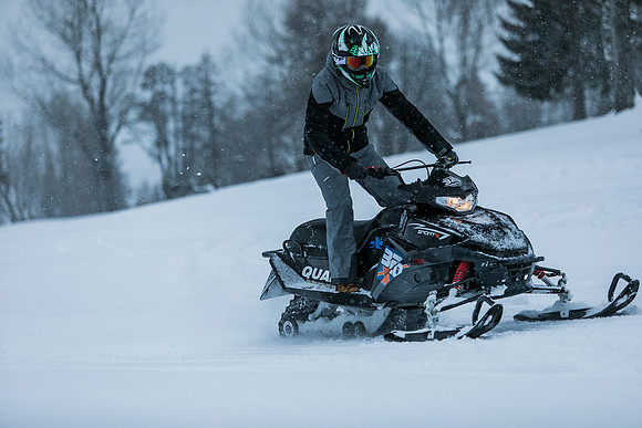 Snowmobile Four Seasons Megeve