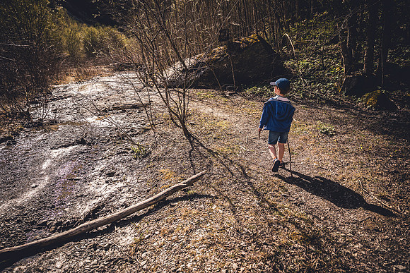 20220420_Maudie Theo Hike-8988-low-res-2019-2