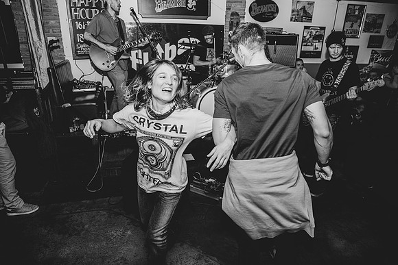 20200124_Cheap Spirits-0340-2